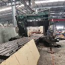 工厂在位，南通京鼎龙门铣，三个铣头。