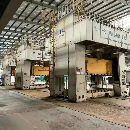 合肥锻压闭式双点线：800吨，移动台，台面3.6米/1.8米.